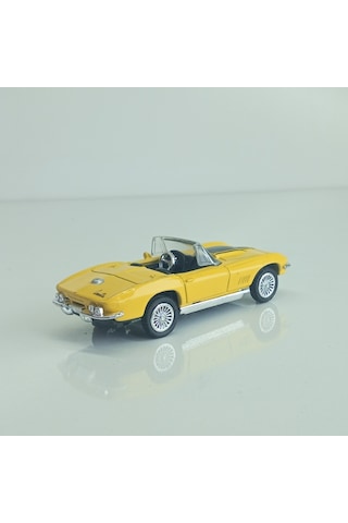 Dianomi 1:43 1967 Chevrolet Corvette