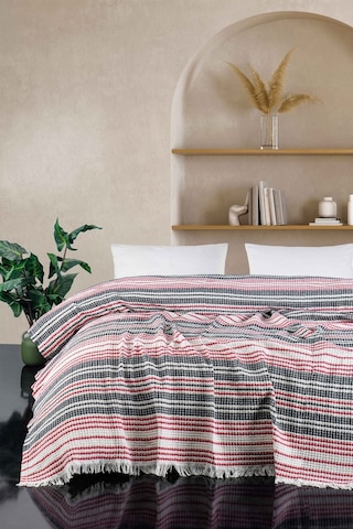 Rebeka Kırmızı Gunes Model - Çift Kişilik Pike 200 x 230 Siyah - Krem - Kırmızı