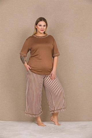 Lisinya Closet Büyük Beden Viskon Şık Tasarım Kahverengi Çizgili Kısa Kol Kapri Takım Kahverengi