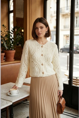 Sayzen Your Shine Dantel Desenli Gold Düğmeli Basic Ceket Shn-2602-tg Beyaz