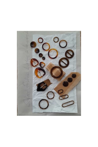Kehrıbar Akrılık Düğme 17 Mm ,8 Adet