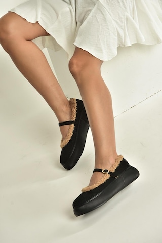 Fox Shoes V811269502 Siyah Süet İçi Kürklü Günlük Kadın Ayakkabı Siyah