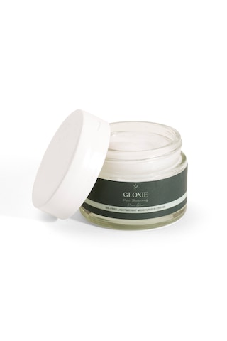 Gloxie Yeşil Çay & Panthenol İçeren Yağsız Nemlendirici Krem 50 ML