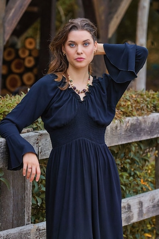 Yakası Lastikli İspanyol Kol Kışlık Elbise Siyah