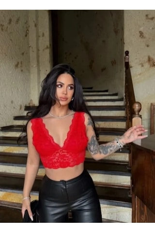 Valensdesign Dantel Bralet Crop Sütyen V Yaka Askılı Şık Esnek Rahat - Kırmızı