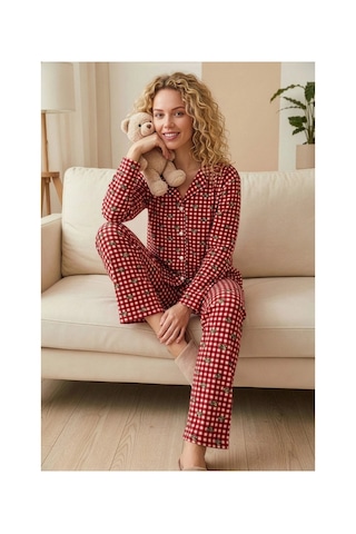 Pijamoni Kadın Süet Kumaş Önü Düğmeli Uzun Kollu Pijama Takımı Kırmızı Kareli Desenli