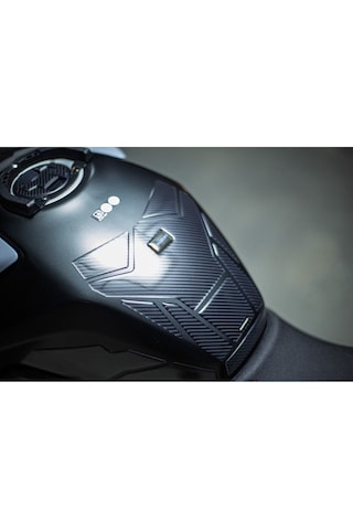 Suzuki Gsx 8s 2023-2025 Uyumlu 6d Karbon Tank Pad Seti Gc100