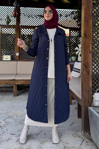 Rabia Şamlı Elmas Kapitone Kap Lacivert Normal