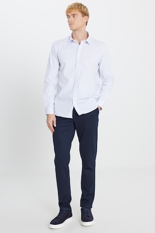 Ac&Co / Altınyıldız Classics Erkek Grı Beyaz Ütü Gerektirmeyen %100 Pamuk Slim Fit Klasik Yaka Gömlek