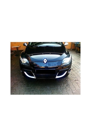 Renault Megane Parlak Siyah Sis Çerçevesi Plastik Boyalı