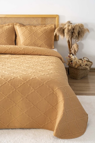 Edda Hardal Nakışlı Çift Kişilik Yatak Örtüsü Takımı 3 Parça Uyku Seti Hardal