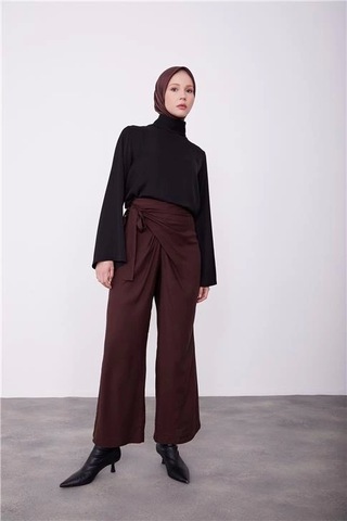 Armine Yandan Bağlama Detaylı Pantolon 23k2425 Bitter Kahverengi