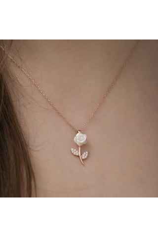 Stillove Gümüş Rose Beyaz Gül Kolye Rose Gold