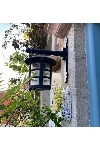 Konsollu Perge Fener Bahçe Aydınlatma Armatürü Siyah