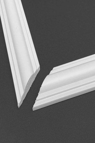 Dekoratif Boyanabilir Poliüretan Duvar Çıtası En 2.5 Cm Uzunluk :120 Cm