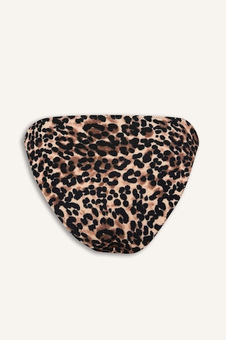 Defacto Regular Fıt Leopar Desenli Kırışık Dokulu Kumaş Bikini Alt G7038ax26smbk81 Siyah-bk81