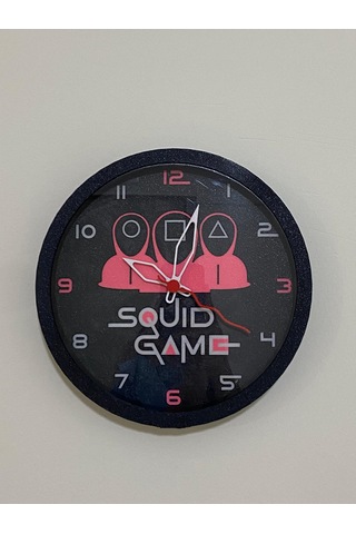 Squid Game Temalı Siyah Zeminli Ve Siyah Kasalı Duvar Saati Siyah