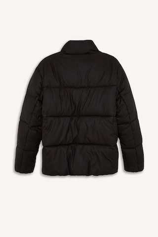Defacto Sıcak Tutan Su İtici Slim Fit Dik Yaka Astarlı Fermuarlı Rüzgar Geçirmez Şişme Mont C5631ax26wnbn338 Kahve-bn338