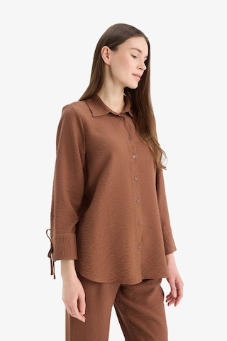 DeFacto Regular Fit Basic Düz Uzun Kollu Gömlek C3819AX25SPBN519
