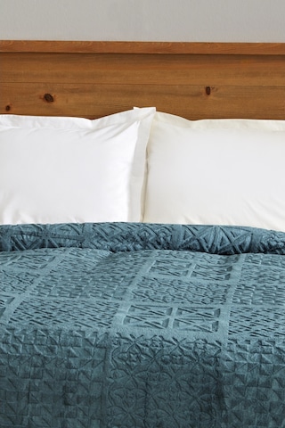 Karaca Home Blair Çift Kişilik Embos Battaniye Petrol 200x220 CM Petrol Yeşili