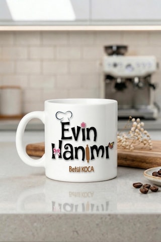 Evin Hanımı Yazılı Kupa Bardak - Komik Tasarım Baskılı Seramik Hediye Kupa Bardak Çok Renkli