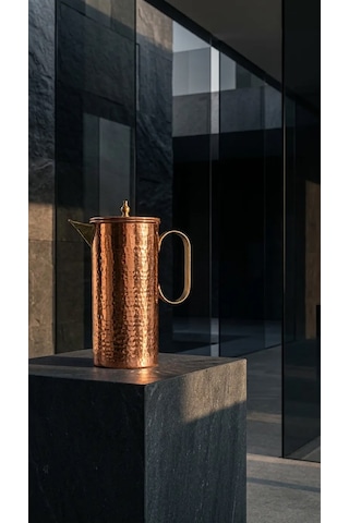 Aura Copper Bakır Sürahi 1,3 L Kapaklı Dövme Desen El Yapımı 22 Cm 0,8 Mm