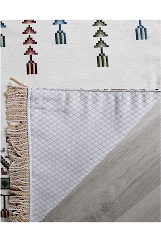 Hediyelik Seccade Tesbih Seti Kilim Desenli Kadife Astarlı Seccade, Kristal Tesbih Ve Özel Kutulu Lüks Hediye Seti Beyaz