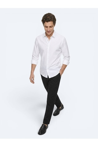 Kip Beyaz Çizgili Regular Fit Uzun Dokuma Casual %100 Pamuk Gömlek