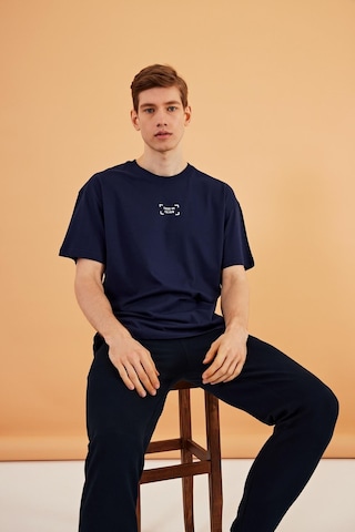 Leo Erkek Oversize Tshirt %100 Pamuk Bisiklet Yaka Baskı Detaylı Basic Tişört Mtlce85 Lacivert