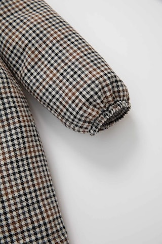 Defacto Kız Bebek Düğmeli Kareli Uzun Kollu Flanel Elbise D2859A524AUBN250 Kahve