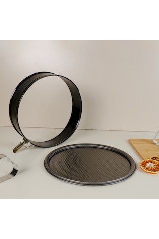 Guardini Kelepçeli Kek Kalıbı Siyah 28 Cm Renkli