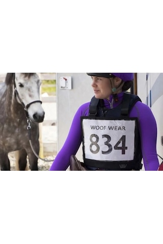 Woof Wear Yarışma Numara Taşıyıcı Lüks Ve Konforlu Binici Ekipmanları Çok Renkli