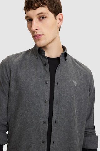 U.S. Polo Assn. Erkek Siyahslim Fit Uzun Kollu Basic Gömlek 50332397-vr046 Siyah