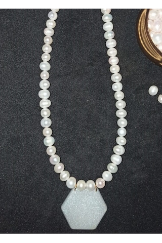 24k Altın Kaplama Sedefli Petek Akrilik Detay Gerçek İnci Kolye B