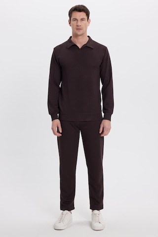 Tudors Erkek Slim Fit Dar Kesim Beli Bağcıklı 3 Cepli Geniş Paça Koyu Kahve Eşofman Altı-41912 Koyu Kahve