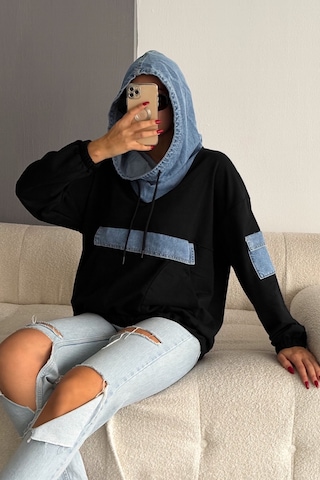 Femelle Kot Garnili Kapüşonlu Tasarım Sweatshirt siyah