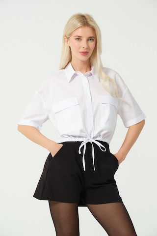 S'amore Clothing Bağcık Detay Crop Gömlek Beyaz Beyaz