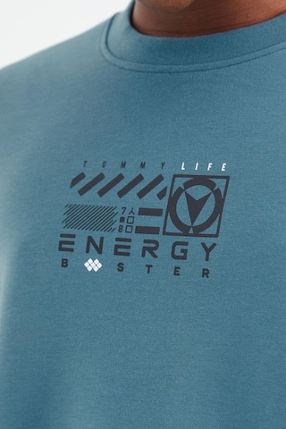 Tommy Life Tommy Lıfe Orman Yeşili O Yaka Baskı Detaylı Rahat Kalıp Erkek Swetshirt - 88284 T14er-88284 001