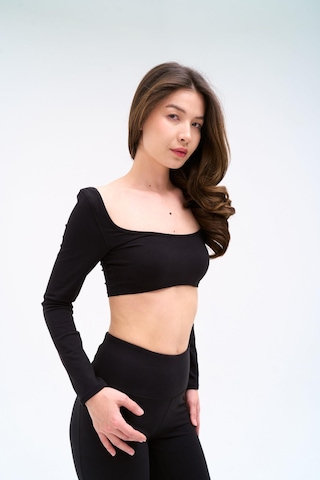 Normal People Sora - Uzun Kollu Toparlayıcı Crop/ Şeftali Dokulu Peach Skin Kumaş Siyah
