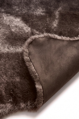 Merplush Peluş Post Halı 120x150 Cm Süet Taban Yumuşak Kürk Görünümlü Yatak Odası Halısı Mouss Kahve
