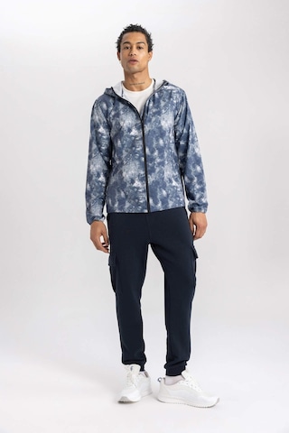 Defacto DeFactoFit Mevsimlik Mont Su İtici Slim Fit Dar Kesim Kapüşonlu File Astarlı Esnek Dokulu B2189AX24SPBK81 Siyah