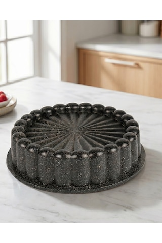 26 Cm Döküm Tart Kalıbı Kaydırmaz Tabanlı Siyah