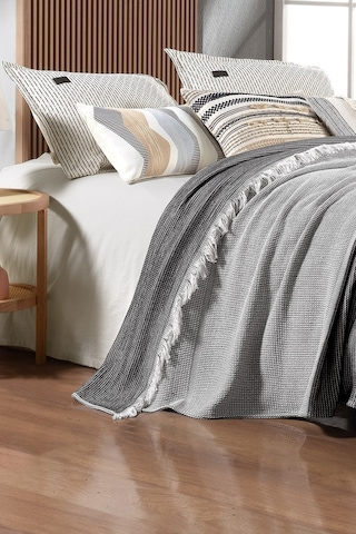 Sarev Eliot Siyah Çift Kişilik %100 Pamuk Yatak Örtüsü Siyah