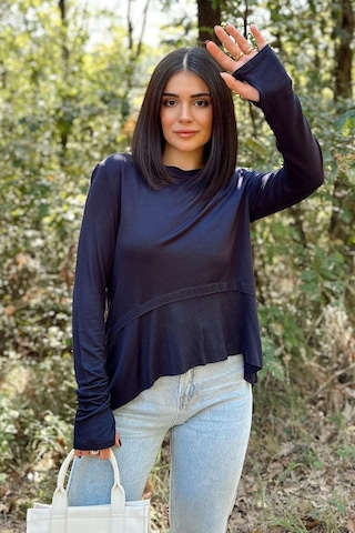 Kadın Laci Elleri Eldiven Detaylı, Asimetrik Kesim, Bisiklet Yaka, Eteği Pliseli, Salaş Spor Bluz Lacivert