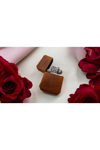 Hakiki Deri Çakmak Kılıf El Yapımı Zippo Tipi Benzinli Çakmak İle Birlikte