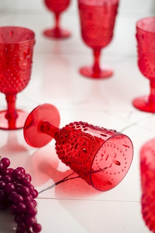 Akrilik Kırmızı Tekli Kadeh & Su Meşrubat Kahve Yanı Bardağı 450 Ml Cam Değildir Kırmızı