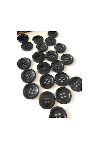 18 Mm 28 Boy Siyah Polyester Düğme 25 Adet