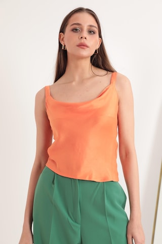 Chicnhappy Saten Degaje Yaka Kalın Askılı Kadın Bluz Oranj 23y052001s Oranj