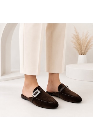 Dabab Shoes Marıgold Kadın Taşlı Tokalı Acı Kahve Kadife Görünümlü Kapalı Burun Düz Taban Mule Terlik Kahverengi