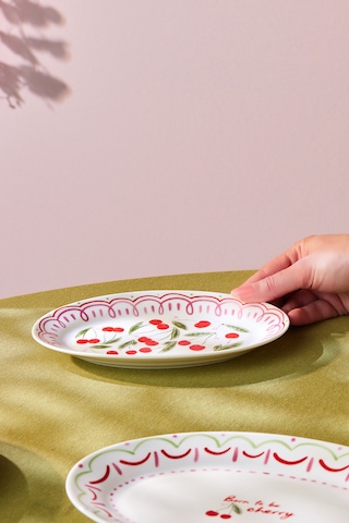 Karaca Cherry Time Kayık Tabak 20 Cm Kırmızı